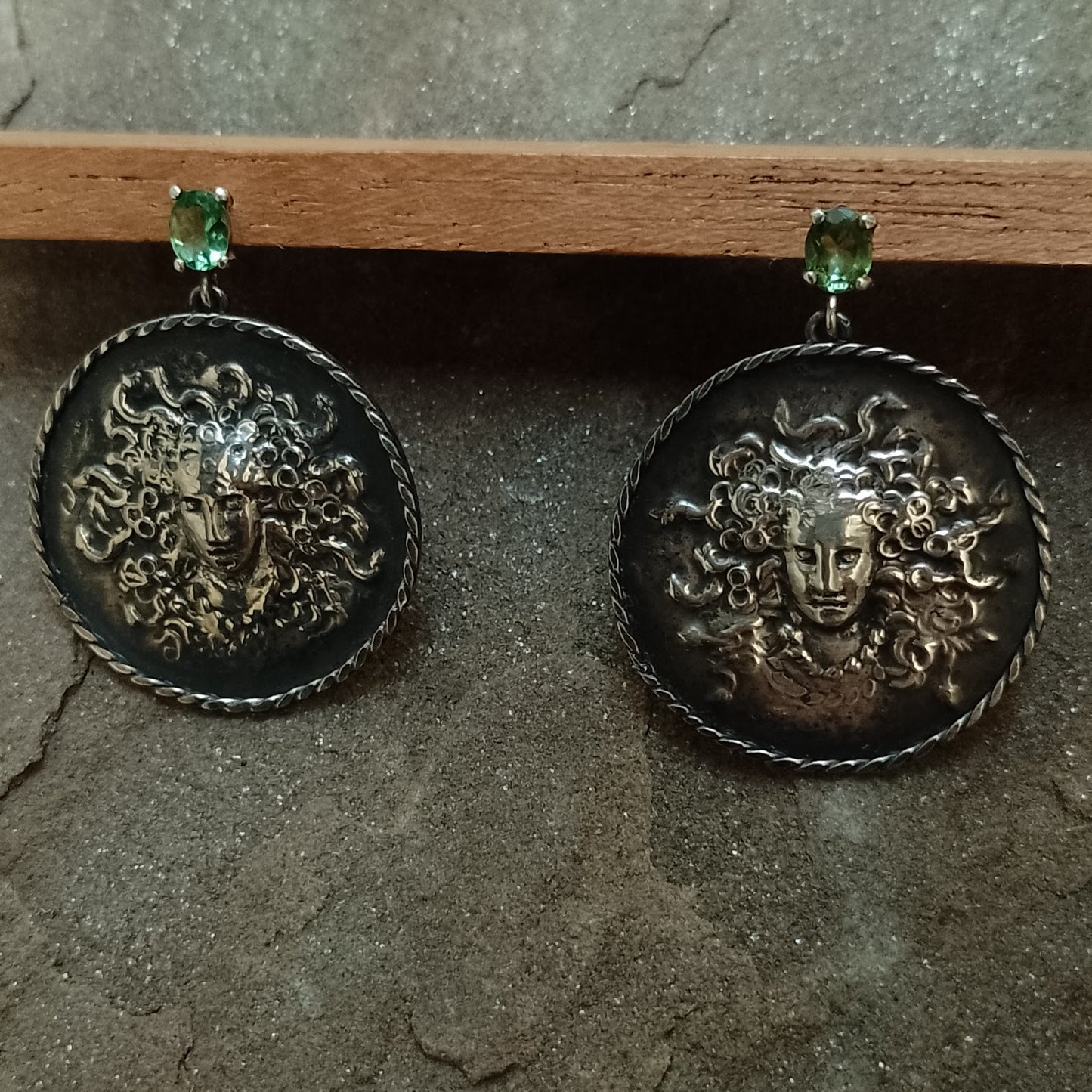 Medusa 1 - boucle d'oreille